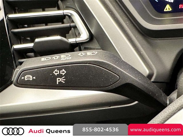 Used 2024 Audi Q4 e-tron Premium Plus image 31