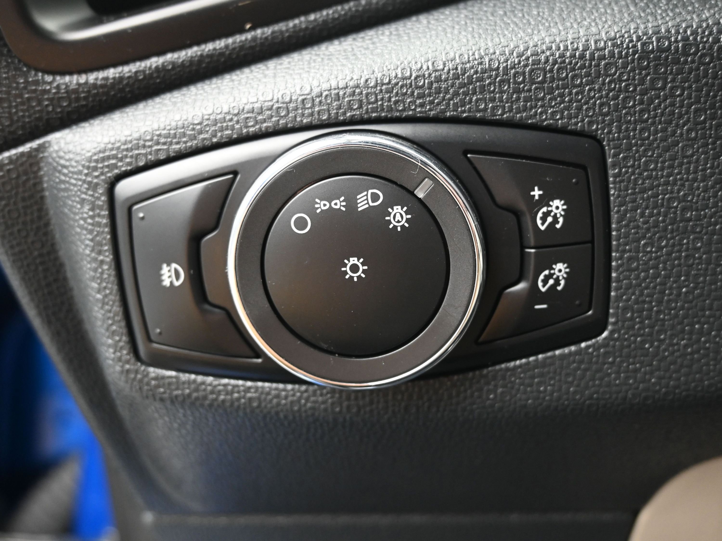 Used 2022 Ford EcoSport Titanium image 12