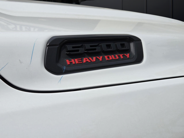 New 2026 RAM 5500 Tradesman AWD/4WD image 23