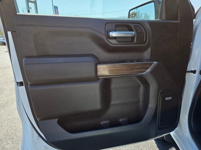 Used 2020 Chevrolet Silverado 1500 LT Trail Boss image 16