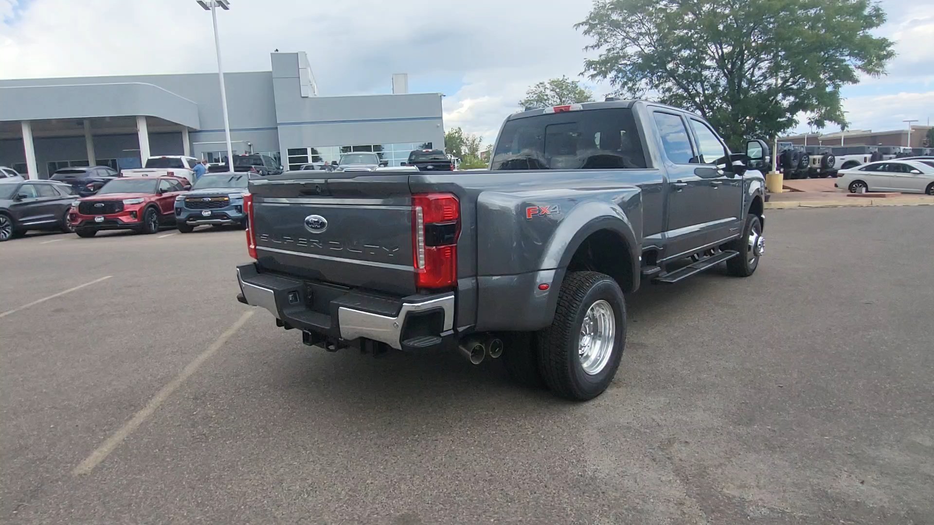 New 2026 Ford F350 XLT w/ XLT Premium Package AWD/4WD image 5