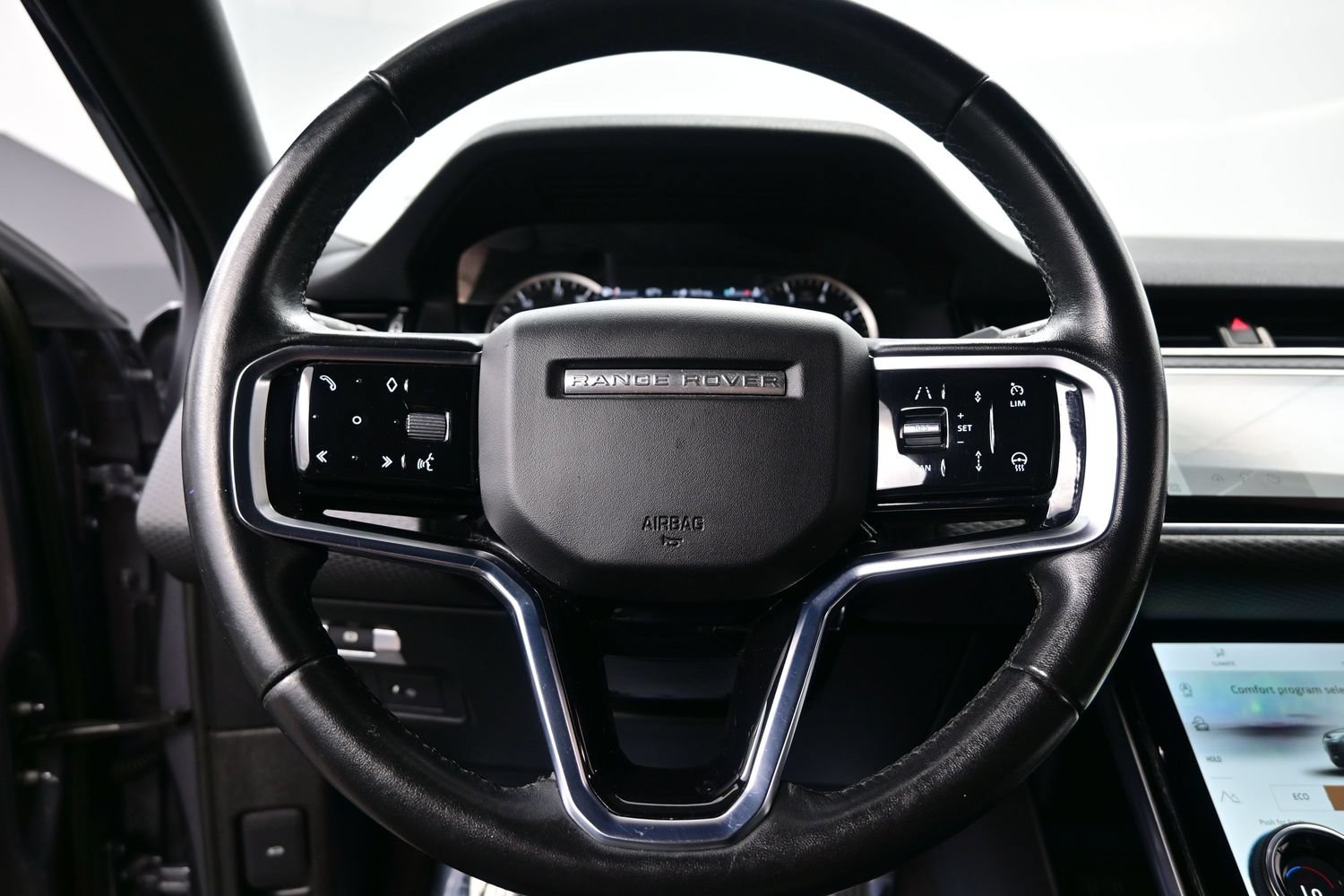 Used 2023 Land Rover Range Rover Evoque S AWD/4WD image 29