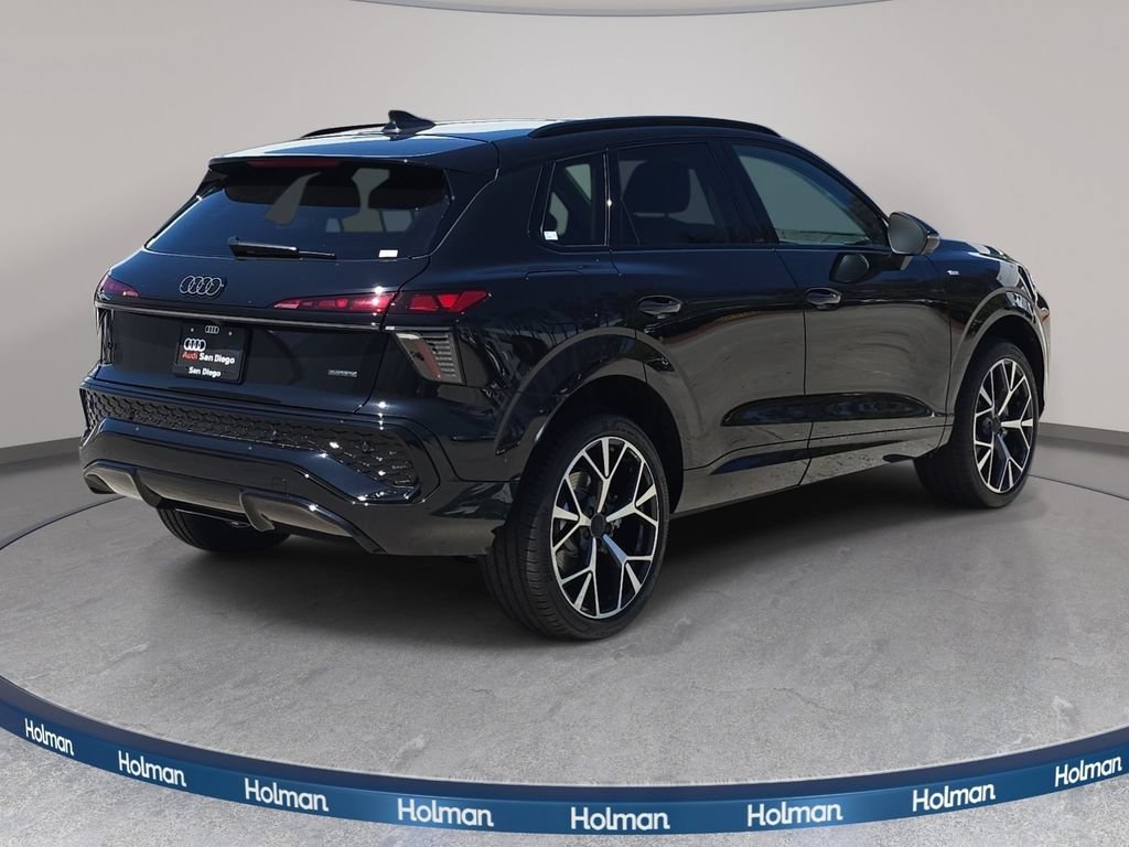 New 2026 Audi Q3 quattro 2.0T AWD/4WD image 5