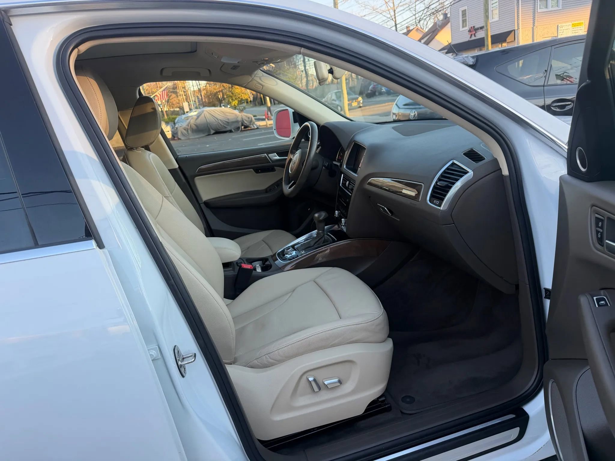 Used 2016 Audi Q5 3.0T Prestige w/ Prestige Package image 12