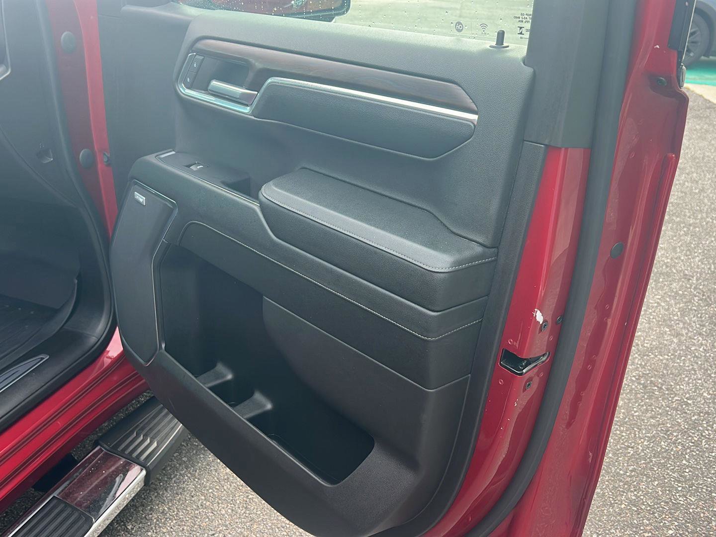 Used 2023 GMC Sierra 1500 SLT w/ SLT Premium Plus Package image 14