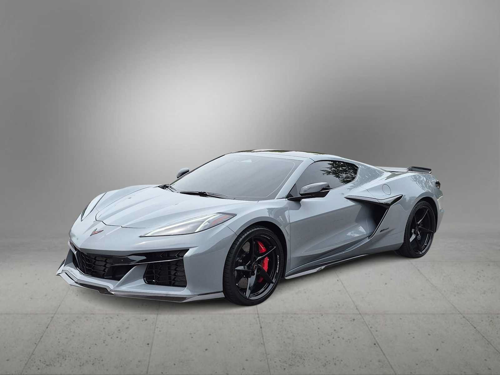 Used 2025 Chevrolet Corvette E-Ray AWD/4WD image 4