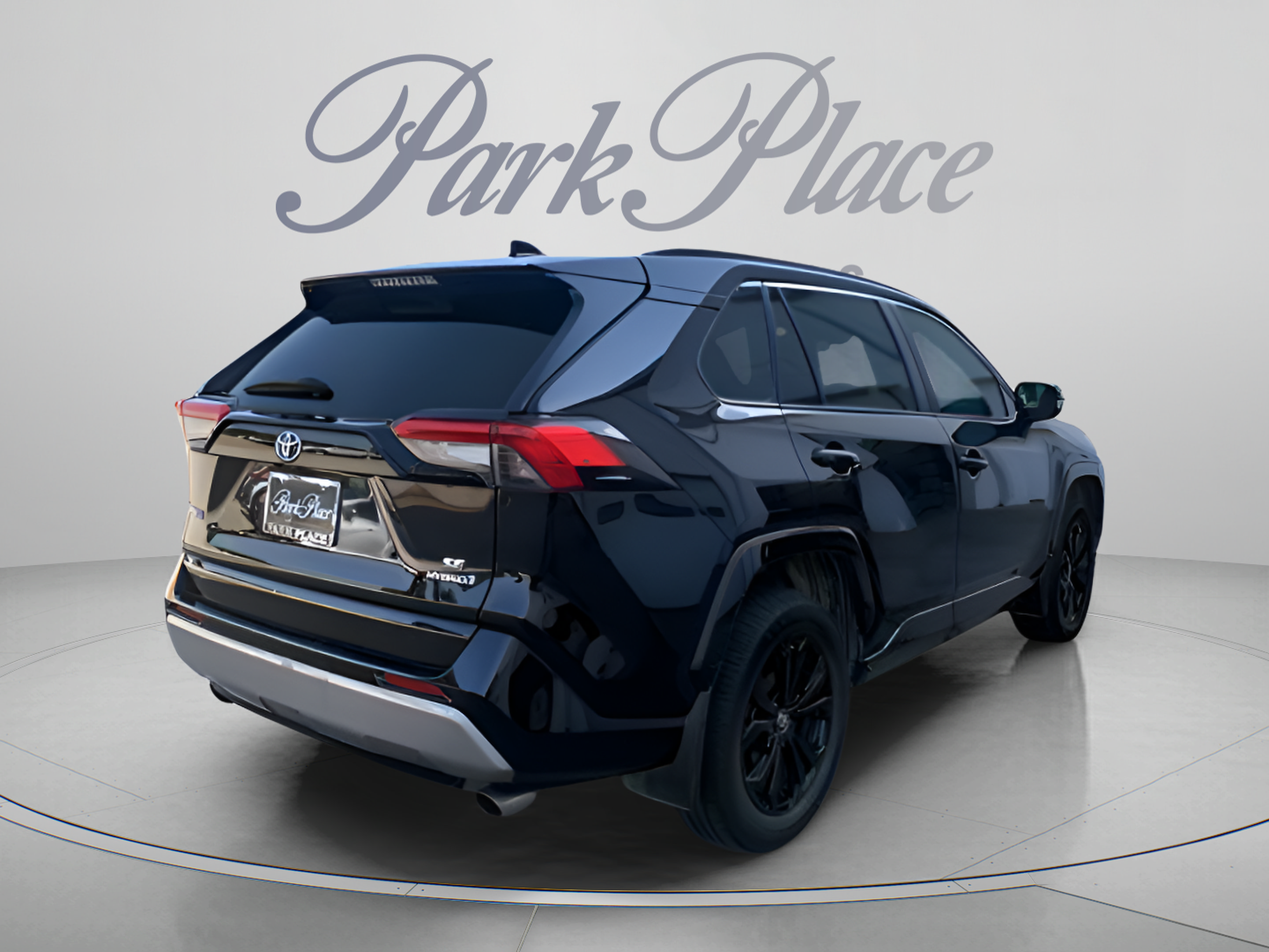 Used 2022 Toyota RAV4 SE AWD/4WD image 5