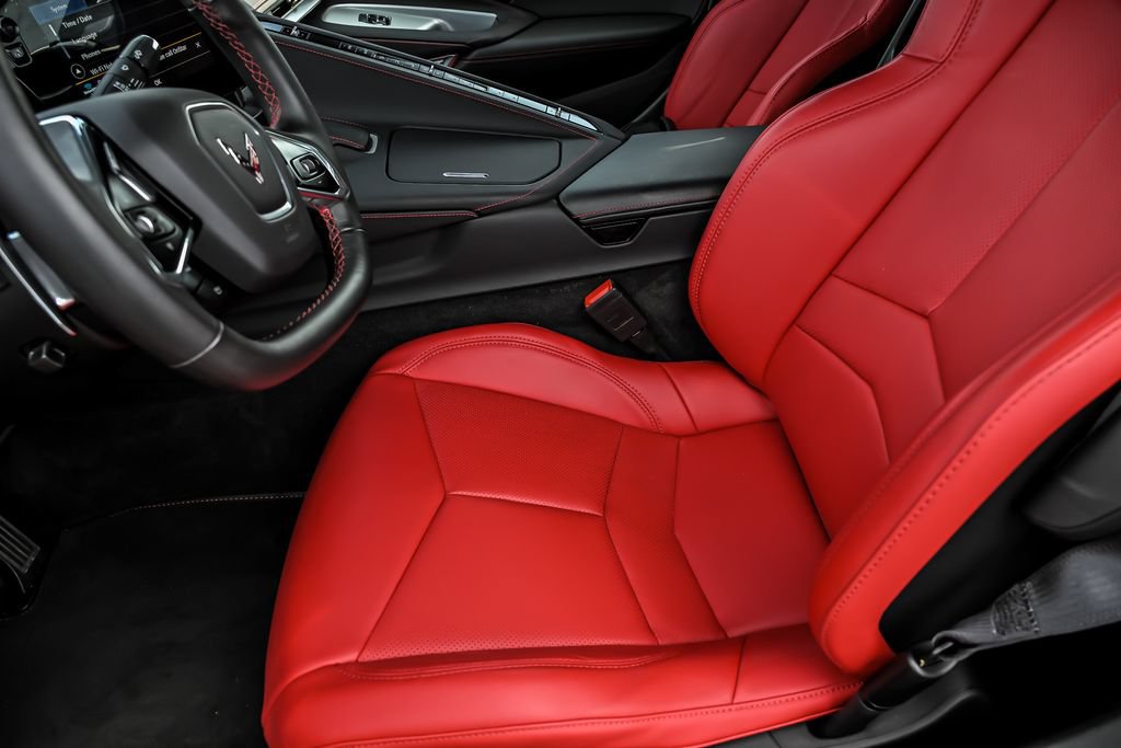 Used 2023 Chevrolet Corvette Stingray Coupe RWD image 17