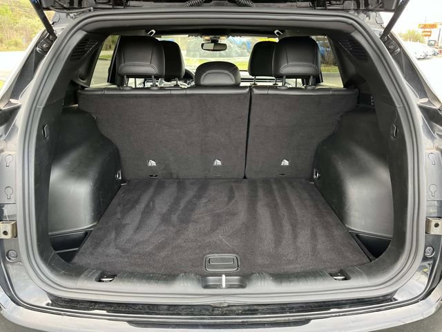 Used 2025 Jeep Compass Limited image 18