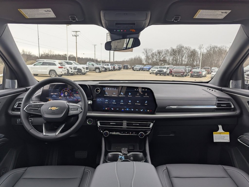 New 2026 Chevrolet Traverse LT w/ Sun and Wheel Package image 17