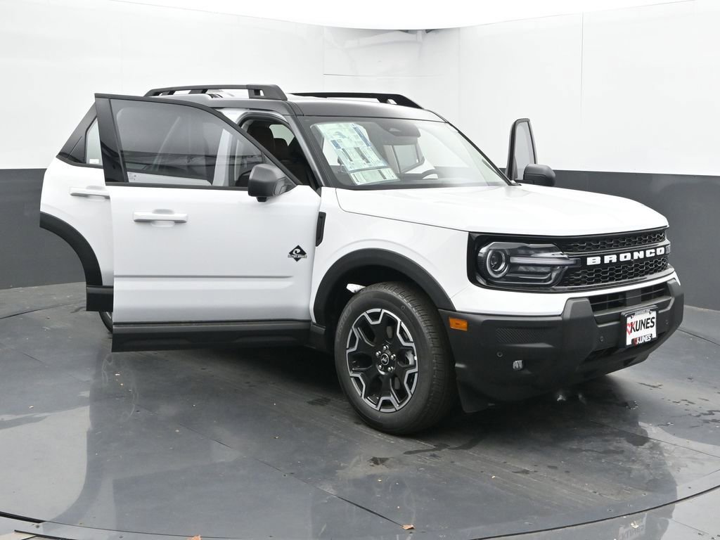 New 2025 Ford Bronco Sport Outer Banks w/ Outer Banks Tech Package+ image 52