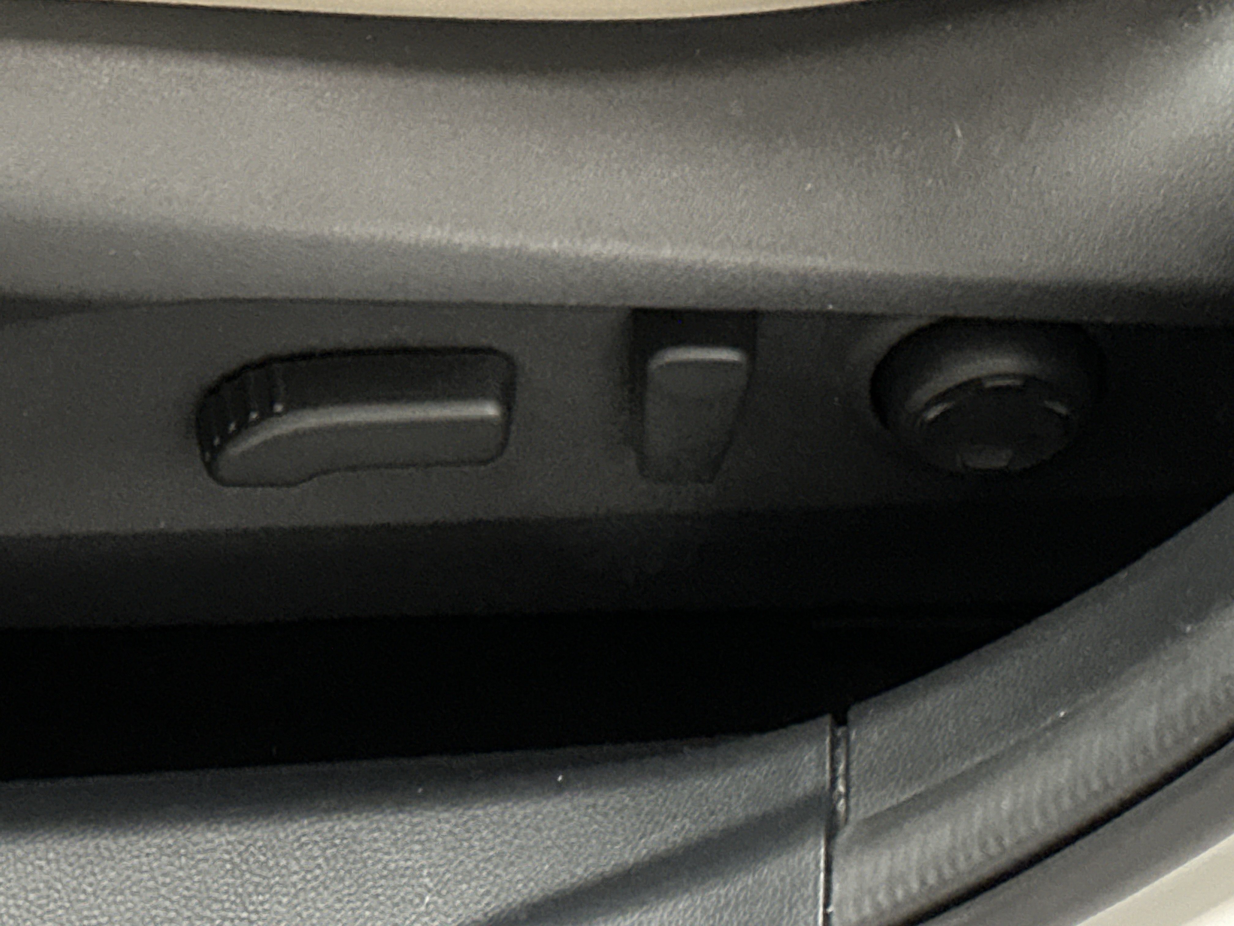 Used 2024 Subaru Legacy Limited AWD/4WD image 19