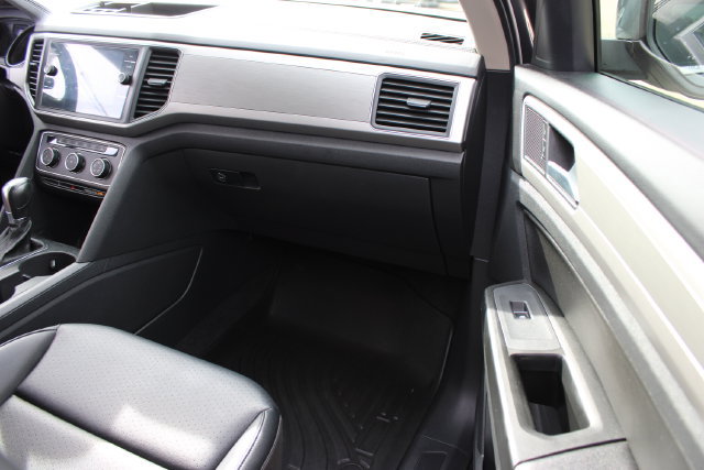 Used 2018 Volkswagen Atlas SE AWD/4WD image 45