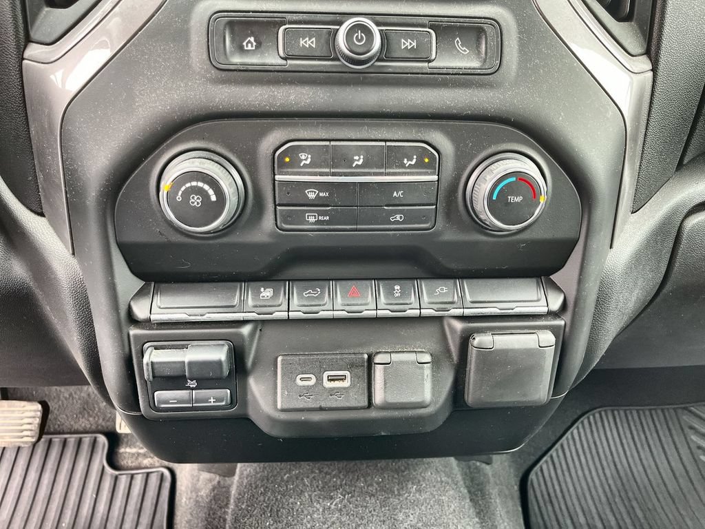 Certified 2021 Chevrolet Silverado 2500 Custom w/ Custom Value Package AWD/4WD image 16
