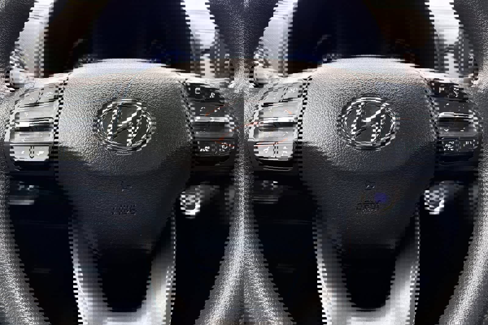 Used 2022 Hyundai Kona SEL image 24