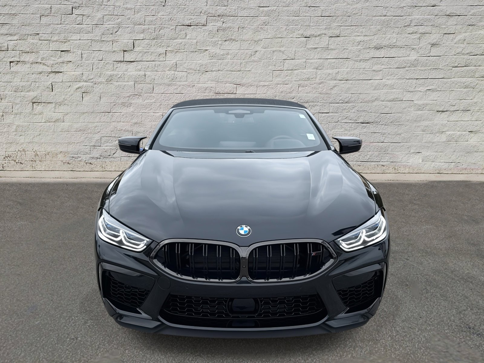 Used 2024 BMW M8 Competition image 2