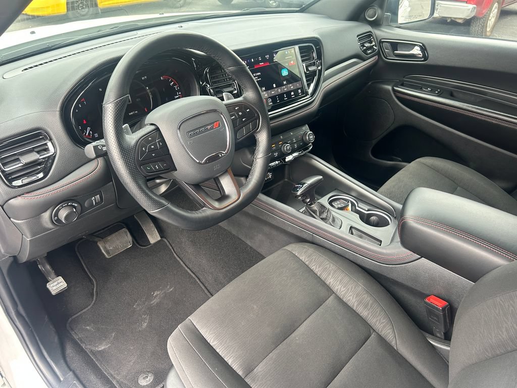 Used 2025 Dodge Durango GT AWD/4WD image 24