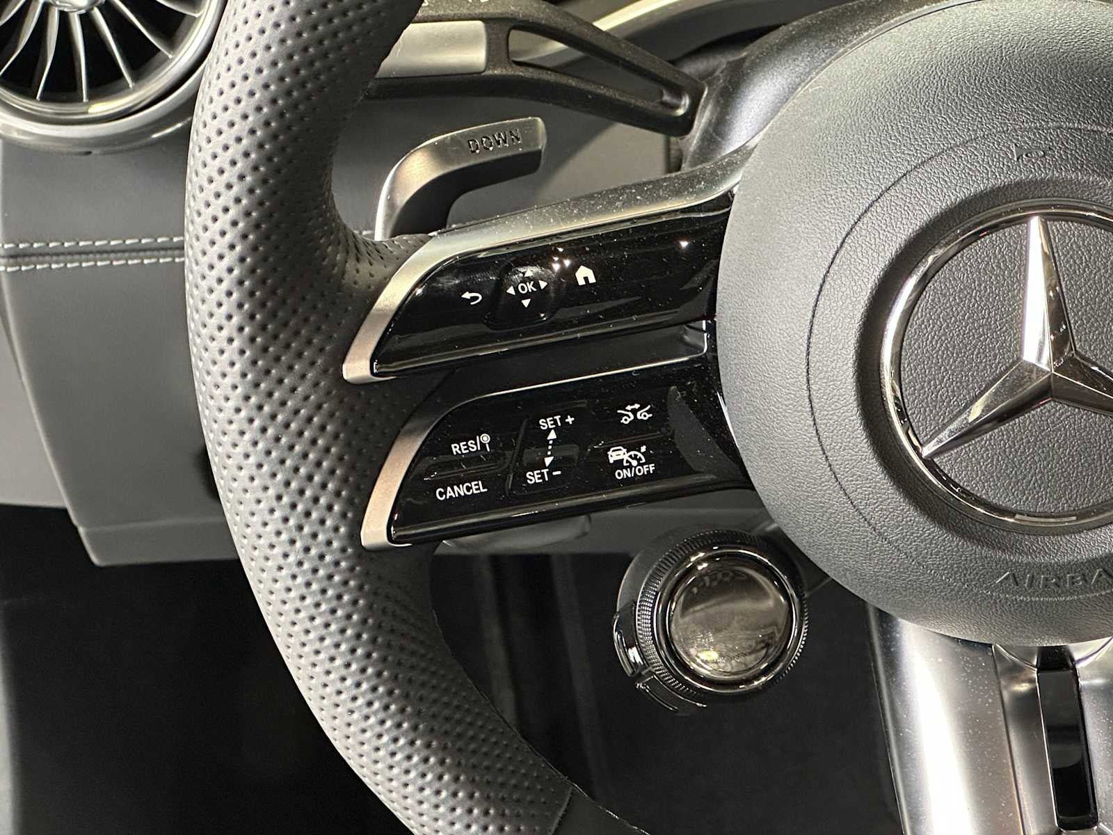 New 2025 Mercedes-Benz SL 55 AMG 4MATIC image 33