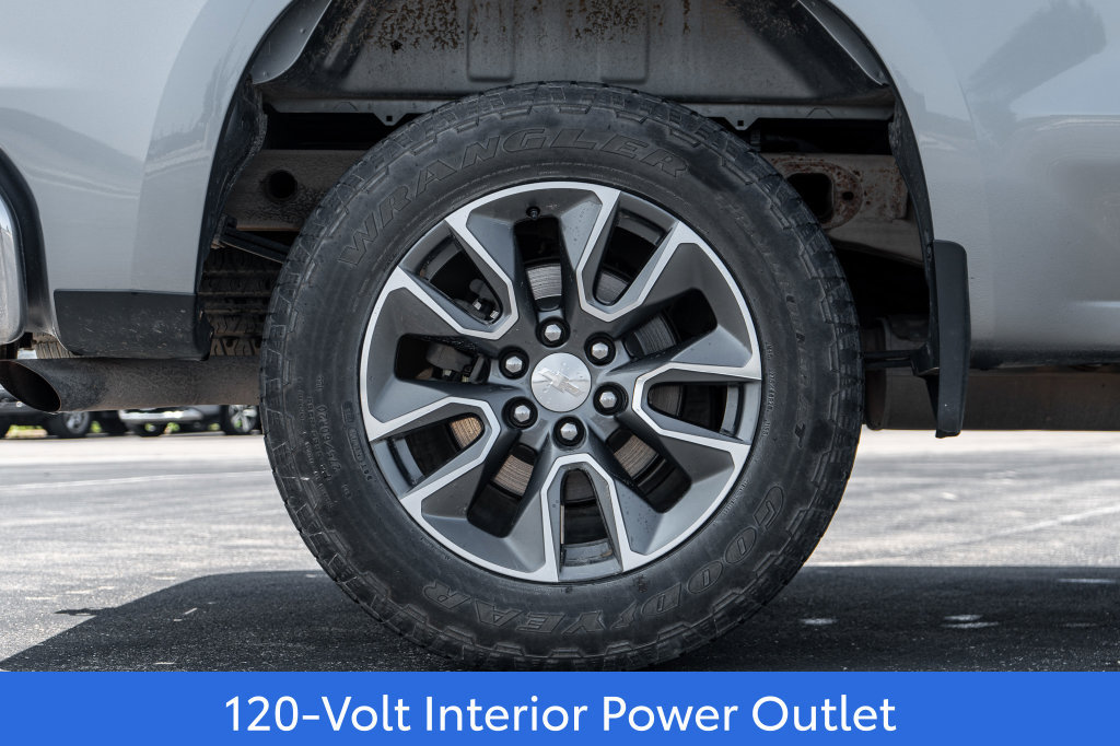 Used 2024 Chevrolet Silverado 1500 LT AWD/4WD image 9