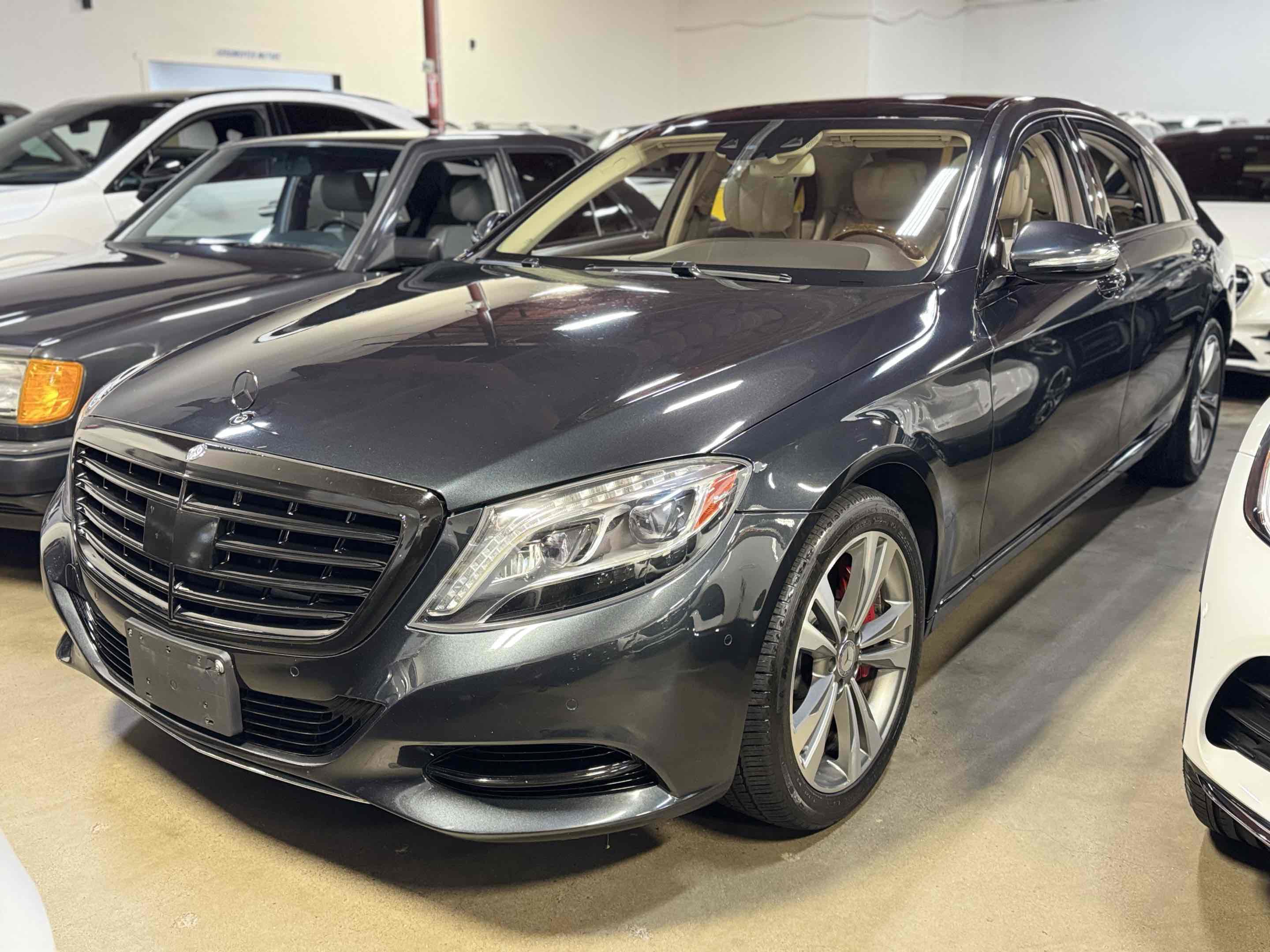 Used 2014 Mercedes-Benz S 550 Sedan image 28