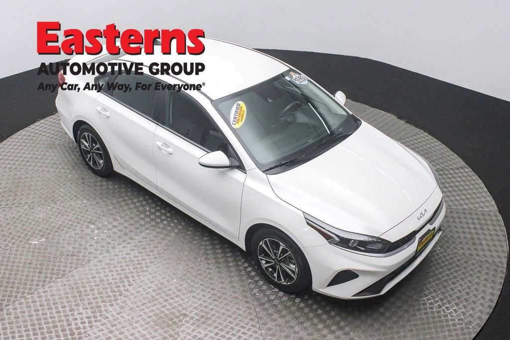 Used 2024 Kia Forte LXS image 3