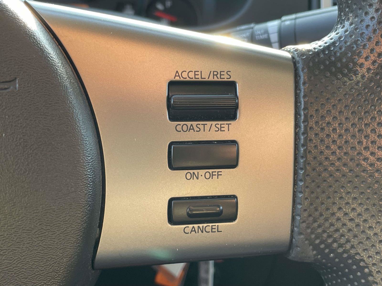Used 2012 Nissan Frontier SV RWD image 9