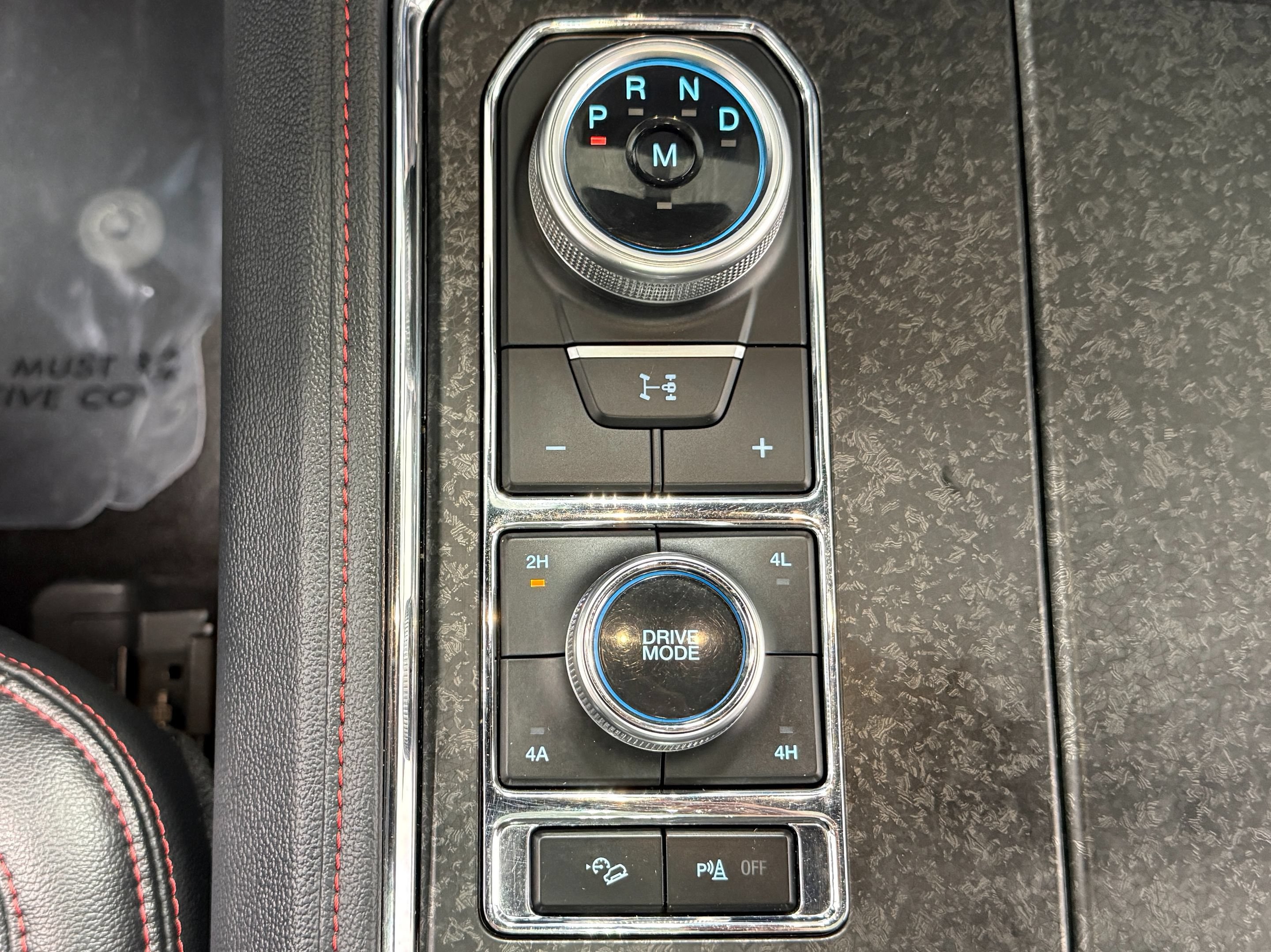Used 2023 Ford Expedition Limited AWD/4WD image 30