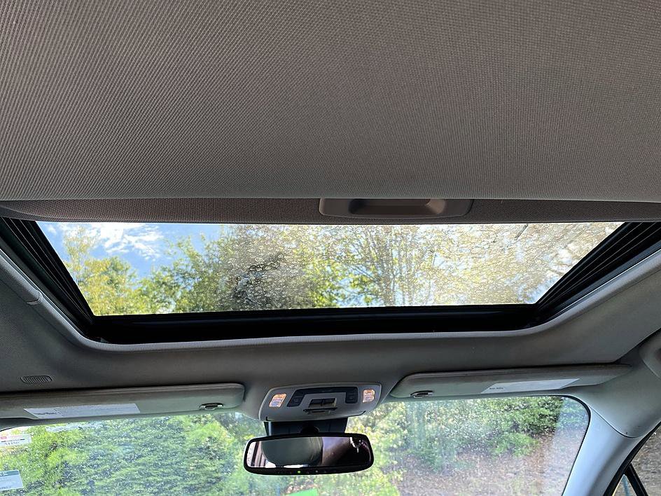 Certified 2024 Toyota Sienna XLE FWD image 21