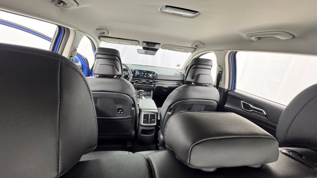 New 2026 Kia Sportage EX FWD image 19