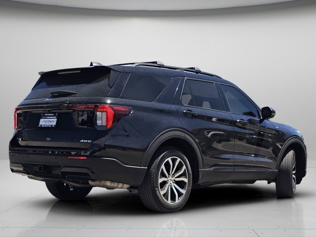 Used 2025 Ford Explorer ST-Line AWD/4WD image 23