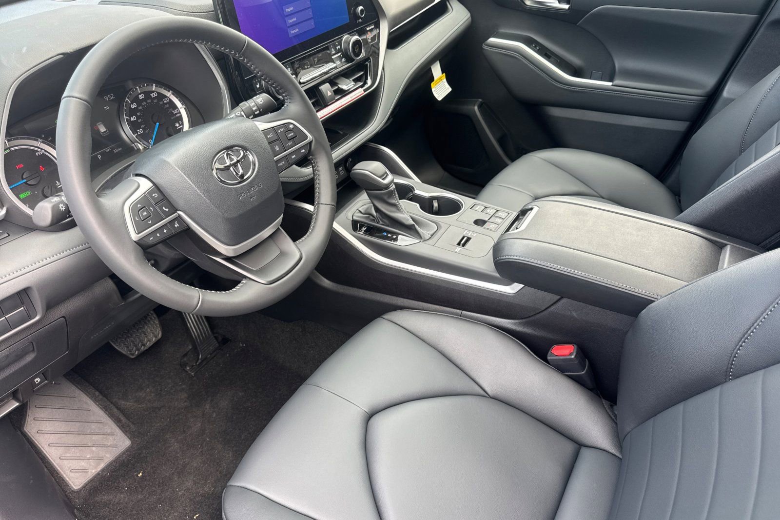 New 2026 Toyota Highlander XLE AWD/4WD image 12