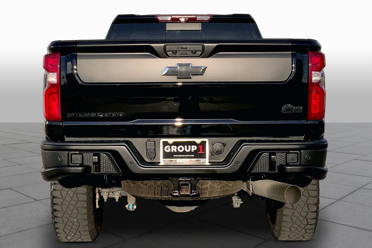 Used 2024 Chevrolet Silverado 2500 ZR2 w/ ZR2 Bison Edition AWD/4WD image 5