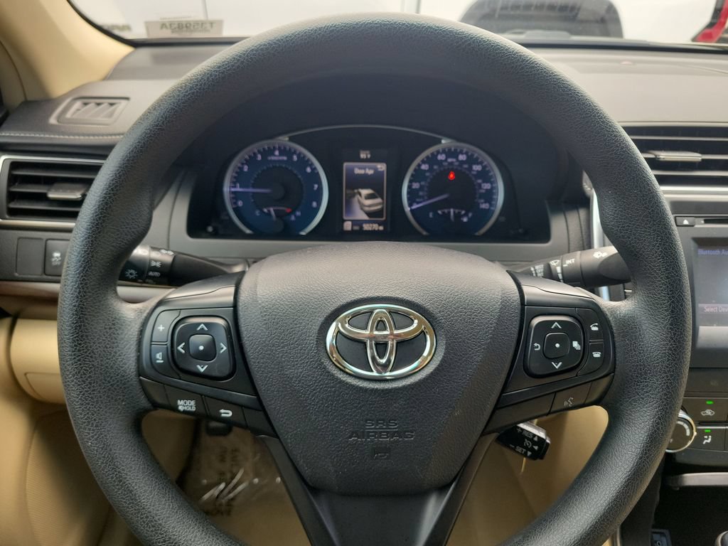 Used 2017 Toyota Camry XLE FWD image 8
