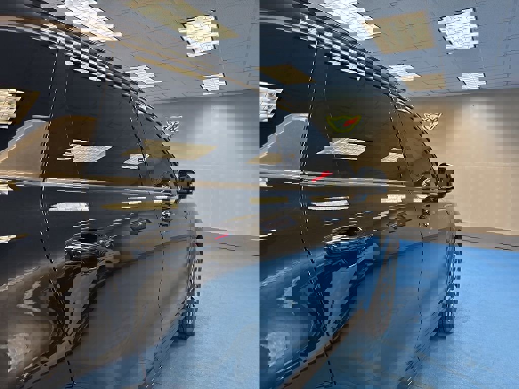 Used 2021 Kia Sorento S w/ Panoramic Sunroof Package image 6