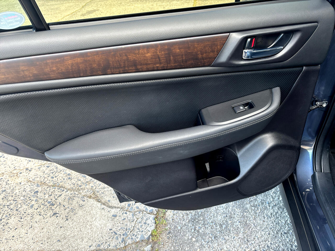 Used 2017 Subaru Outback 2.5i Limited image 29