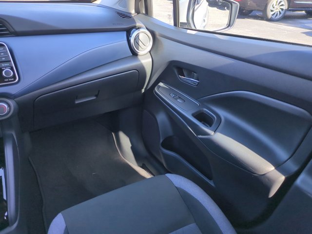 Used 2025 Nissan Versa SV w/ Trunk Package image 16