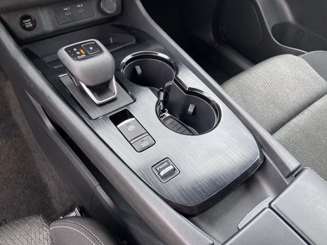 Used 2024 Nissan Rogue SV FWD image 41