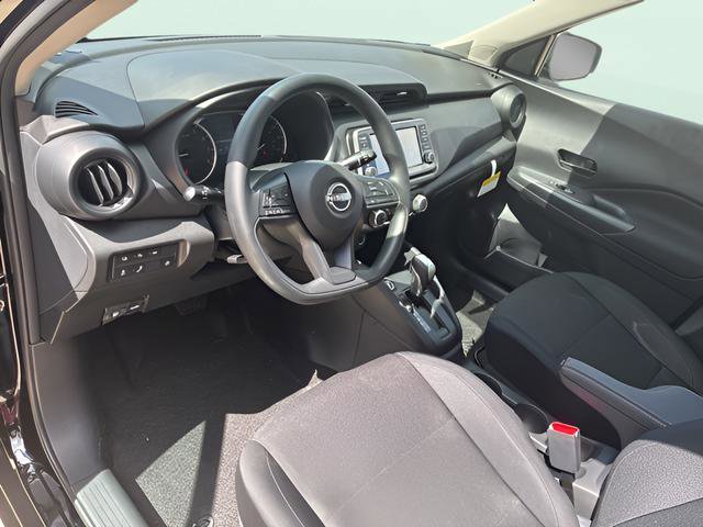 Used 2025 Nissan Kicks Play S image 9