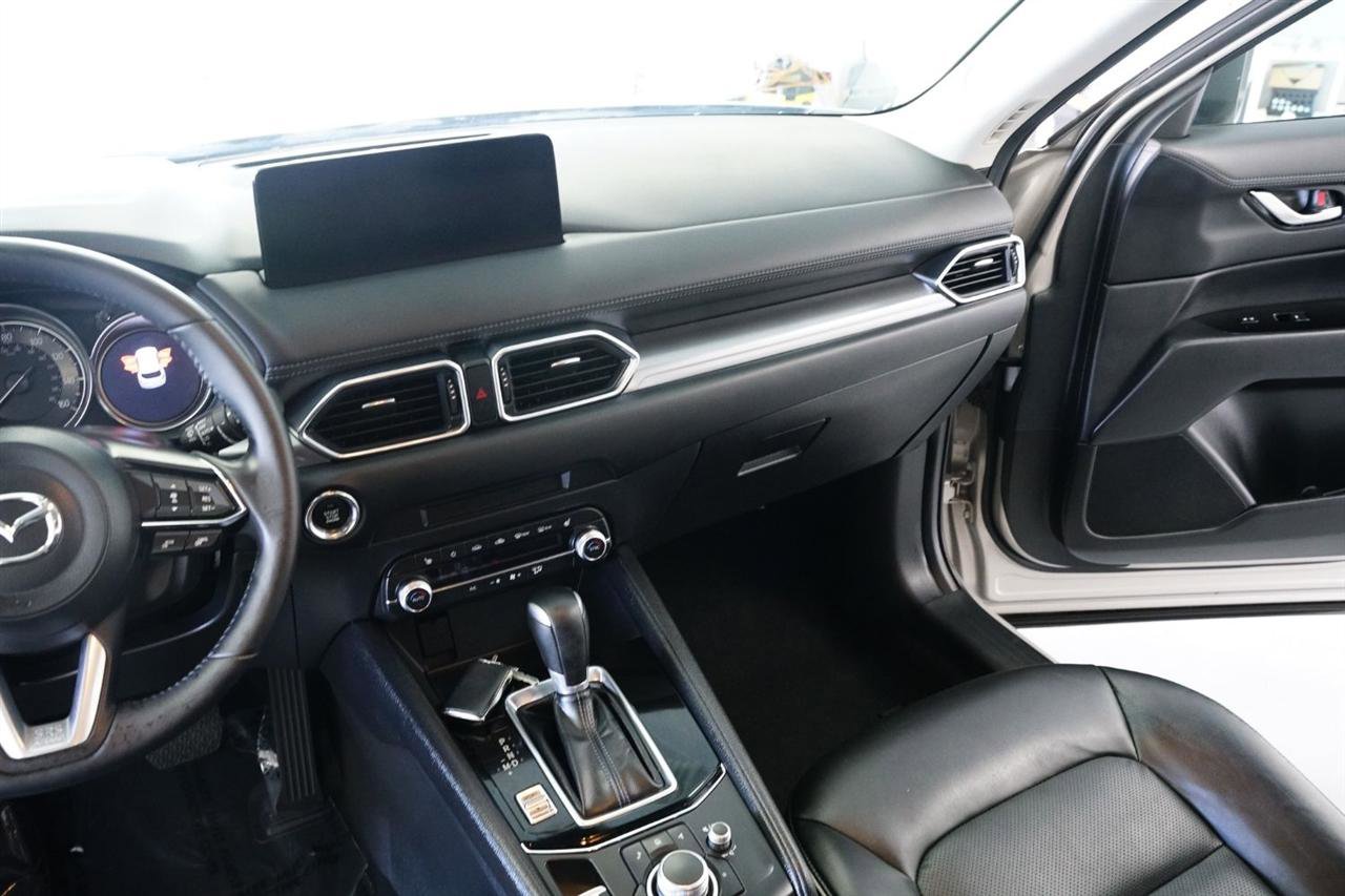 Used 2025 MAZDA CX-5 AWD 2.5 S w/ Select Package image 17