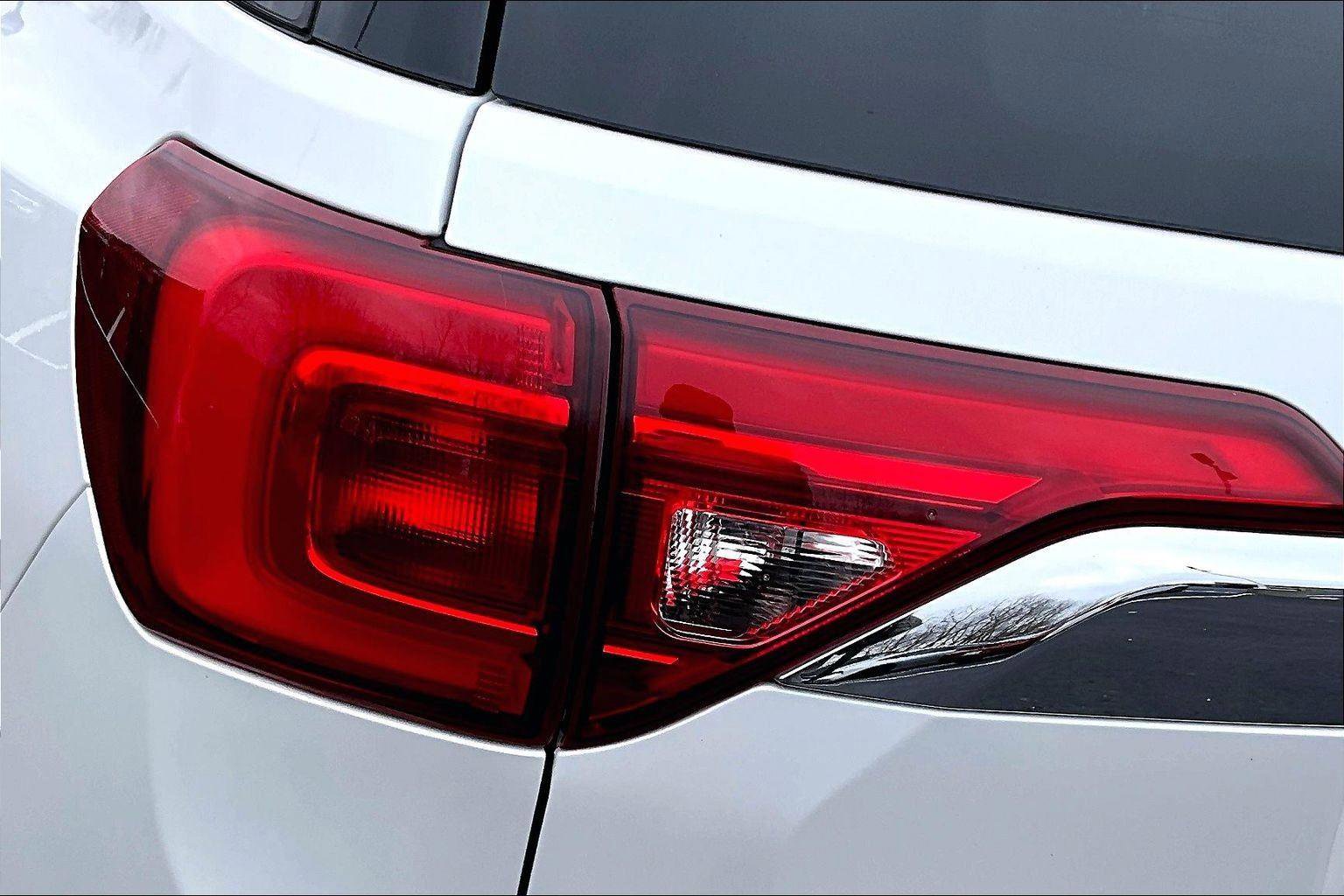 Used 2019 GMC Acadia Denali w/ Technology Package image 31