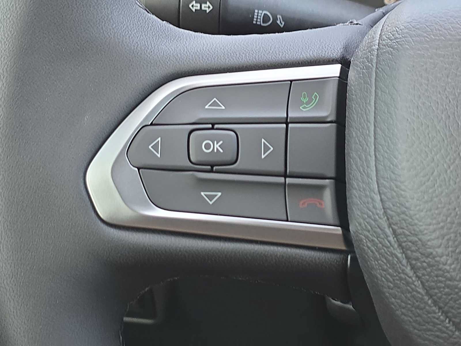 New 2026 Jeep Compass Latitude AWD/4WD image 27