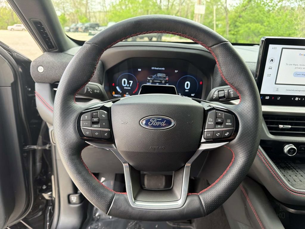 Used 2025 Ford Explorer ST-Line w/ Premium Package image 36