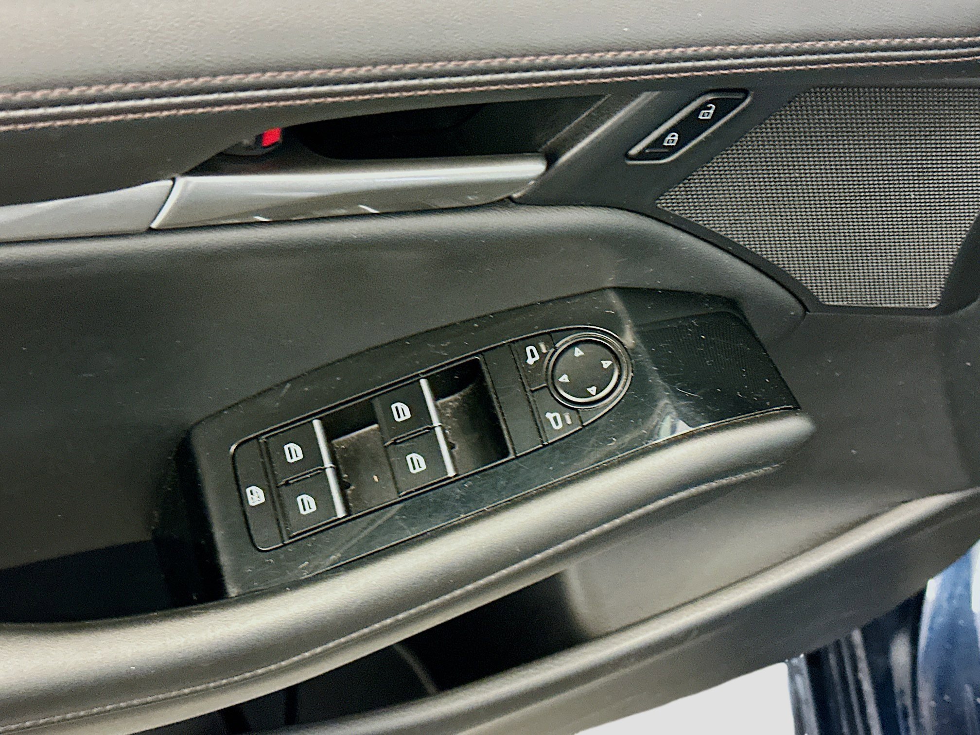 Used 2024 MAZDA MAZDA3 s image 15