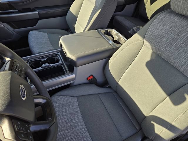 New 2026 Ford F250 XLT w/ XLT Premium Package AWD/4WD image 13