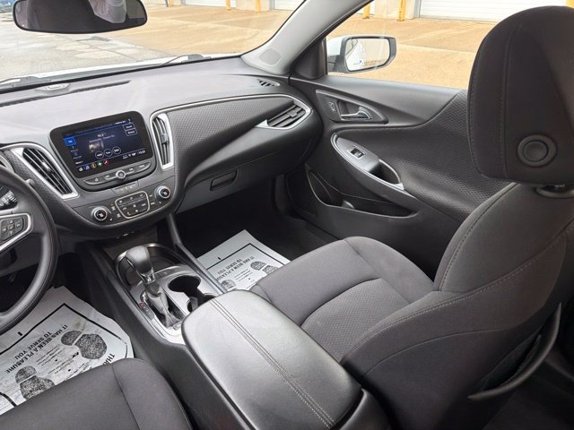 Used 2024 Chevrolet Malibu LT FWD image 21