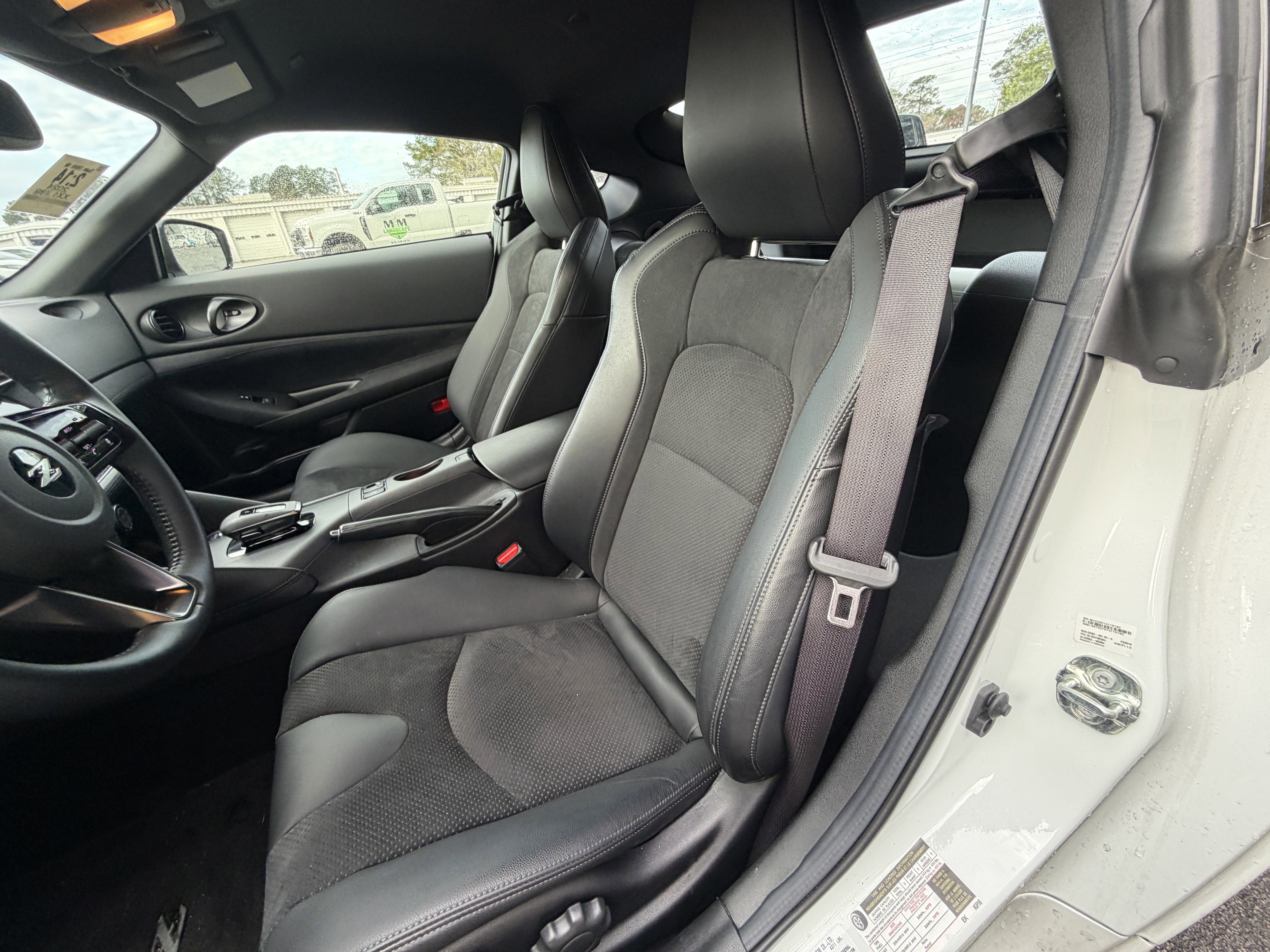 Used 2024 Nissan Z Performance w/ Floor Mat Package RWD image 43