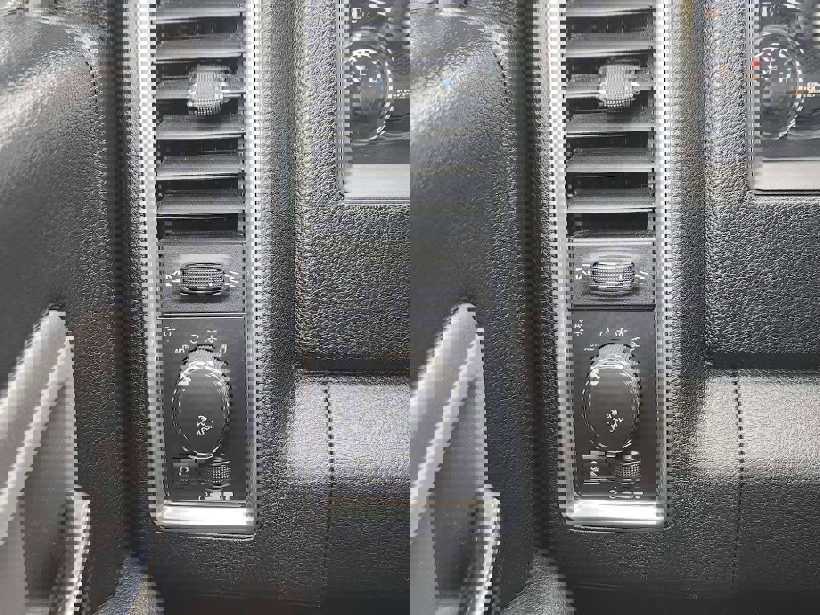 Used 2018 RAM 2500 Power Wagon w/ Leather & Luxury Group image 25