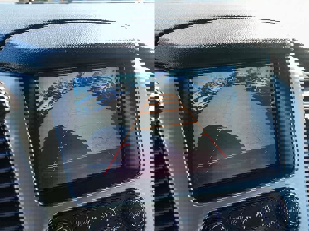 Used 2015 Chevrolet Suburban LTZ image 24