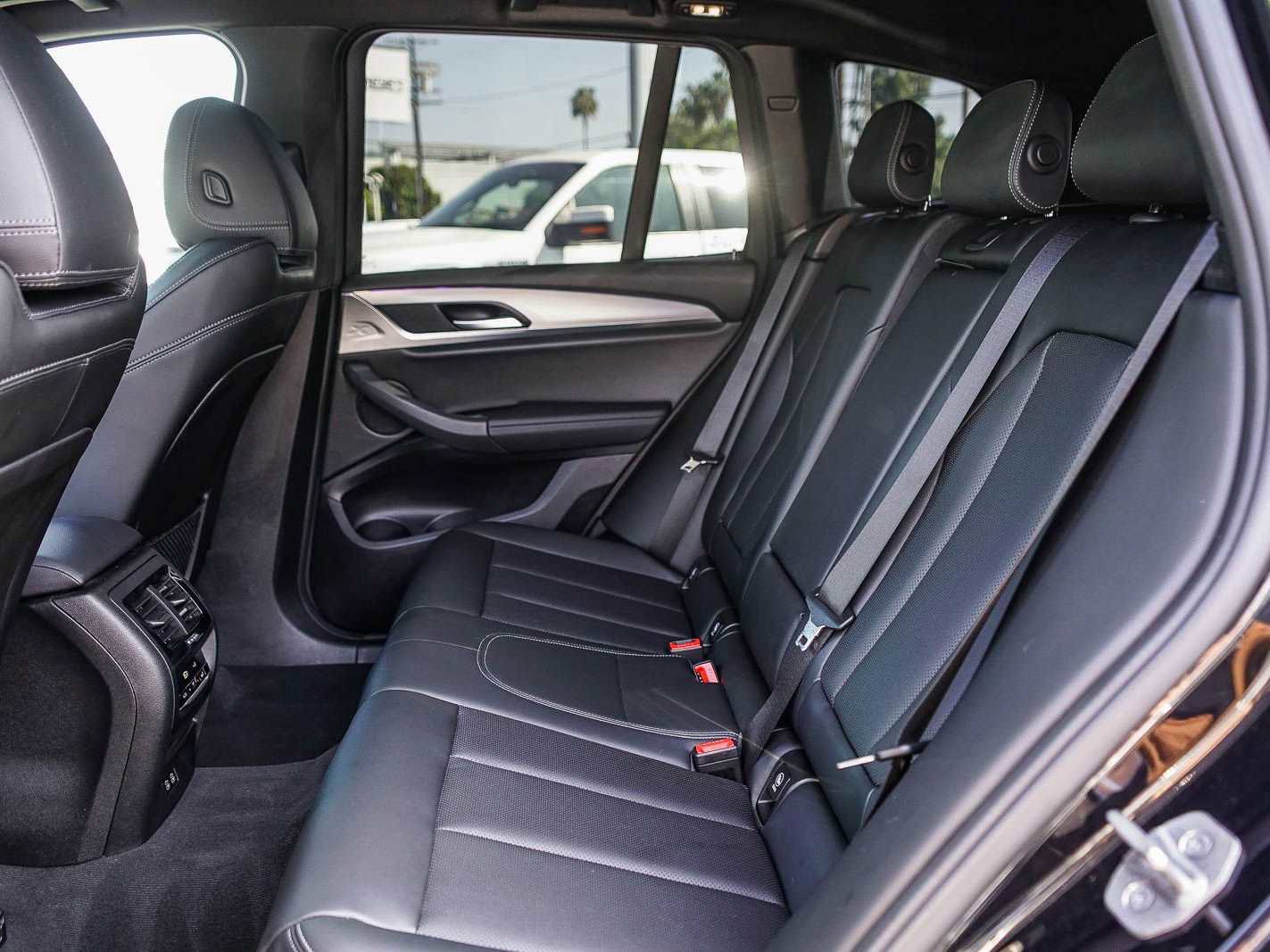 Used 2022 BMW X3 xDrive30i w/ M Sport Package 2 AWD/4WD image 18