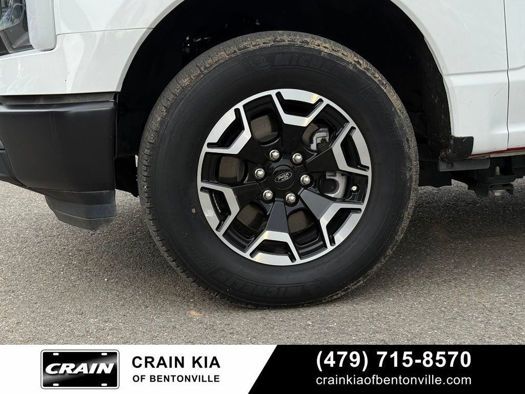 Used 2022 Ford F150 Lightning Pro AWD/4WD image 32